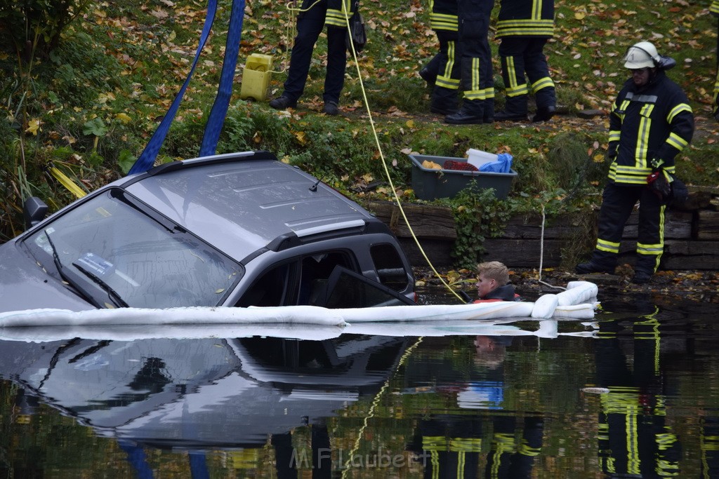 Einsatz BF Koeln PKW im See Koeln Esch P060.JPG - Miklos Laubert